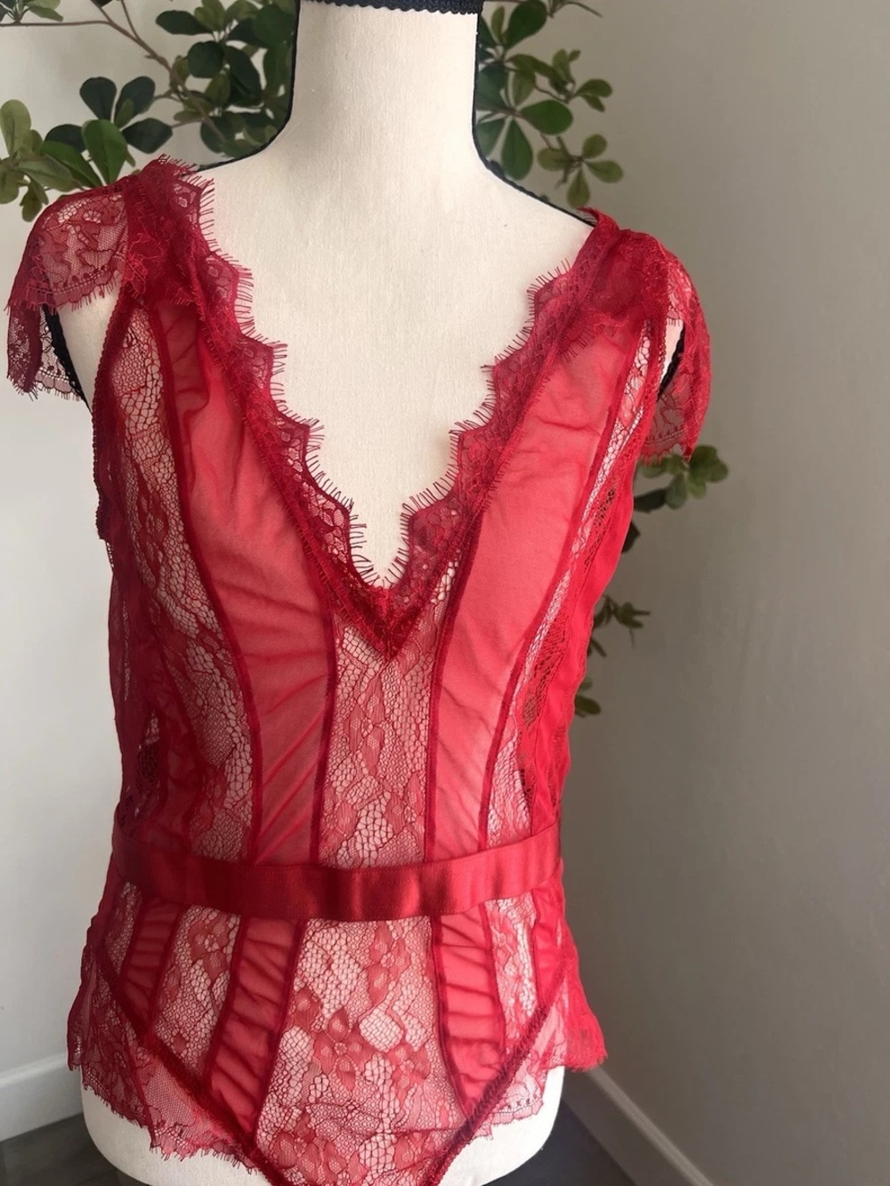 Oh La La Cheri Red Lace Teddy Bodysuit NWT Valentine’s Lingerie